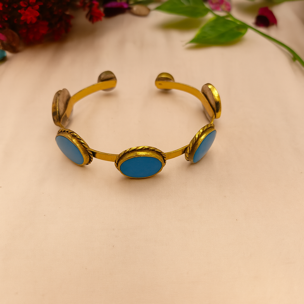 Lightweight Round Hand/Arm Cuff