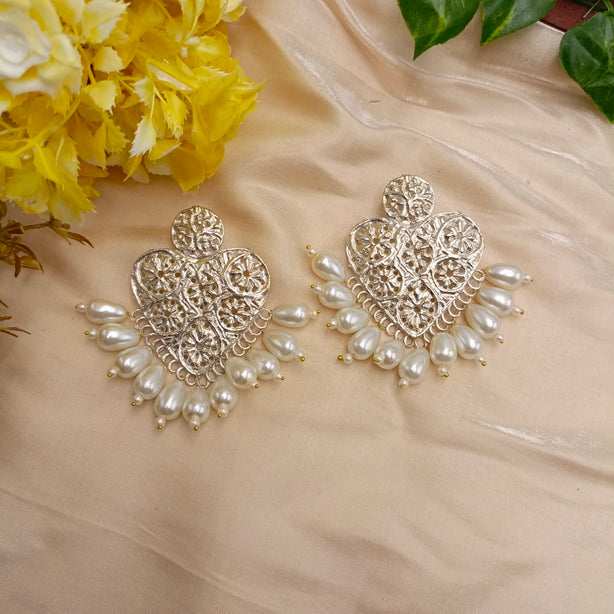 Heart with Pearls