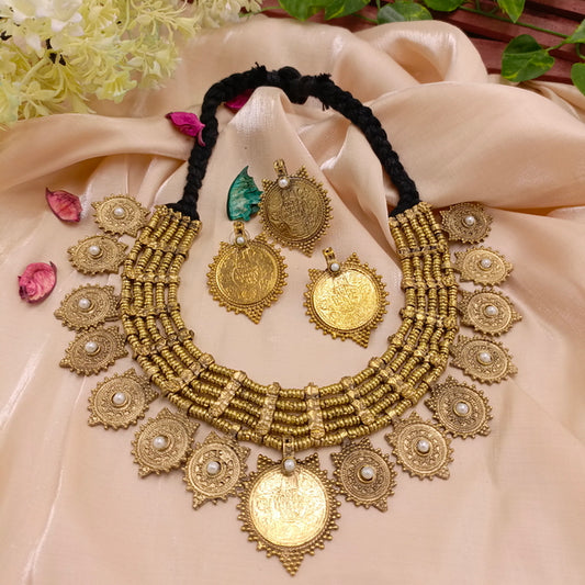 Vintage Necklace Set - Center Stones