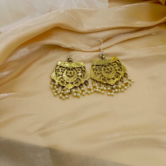 Chand Tara Earrings
