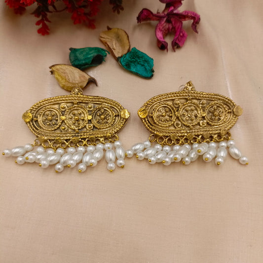 Golden 3-Phool Earrings