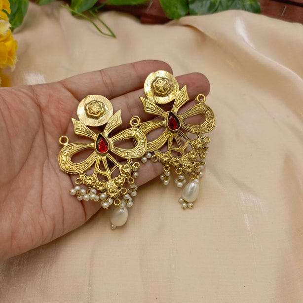 Imperial Earrings Antique Golden