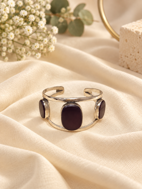 Nigar Silver-Toned Three-Stone Cuff