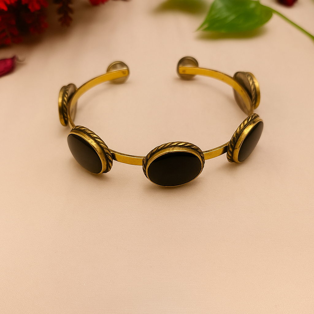 Lightweight Round Hand/Arm Cuff