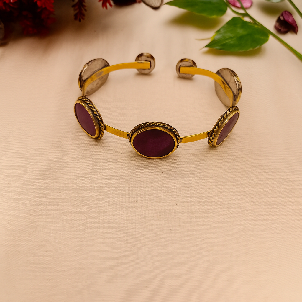 Lightweight Round Hand/Arm Cuff