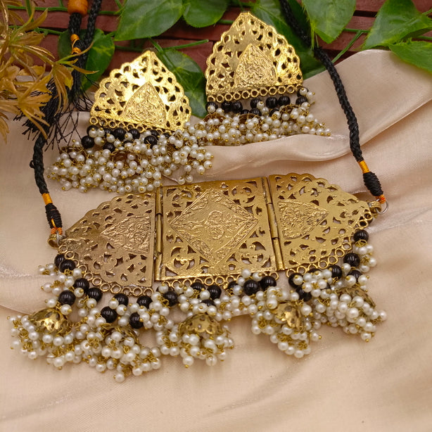 Vintage Choker Set with Pearls