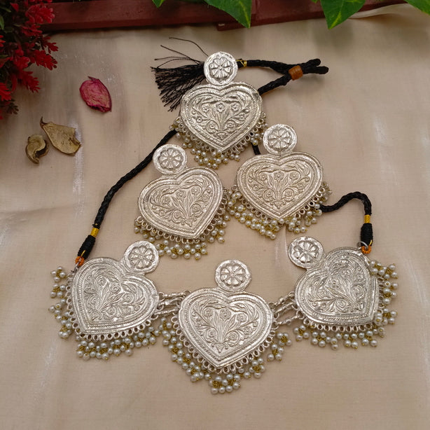 Triple-Heart Choker Set