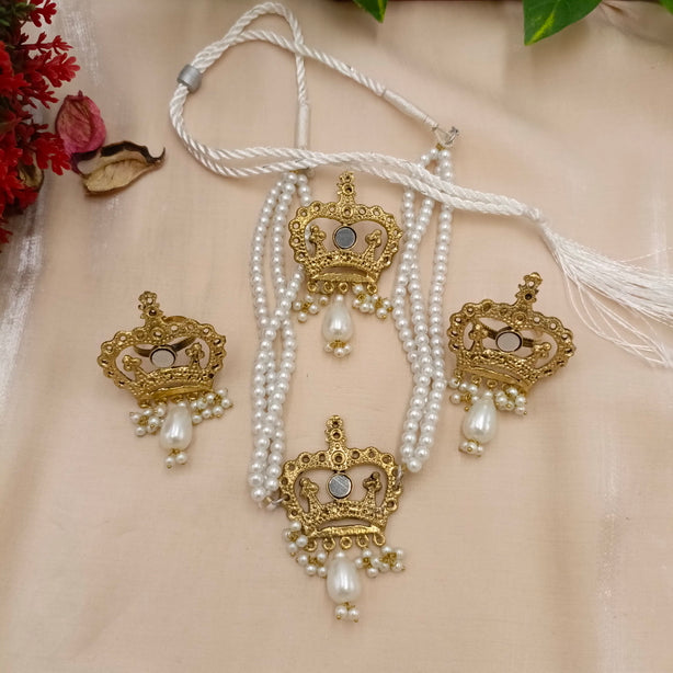Crown Pearl Set