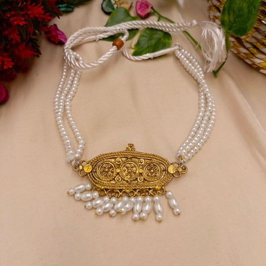 Golden 3-Phool Choker