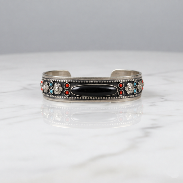 Naqsh Heritage Cuff