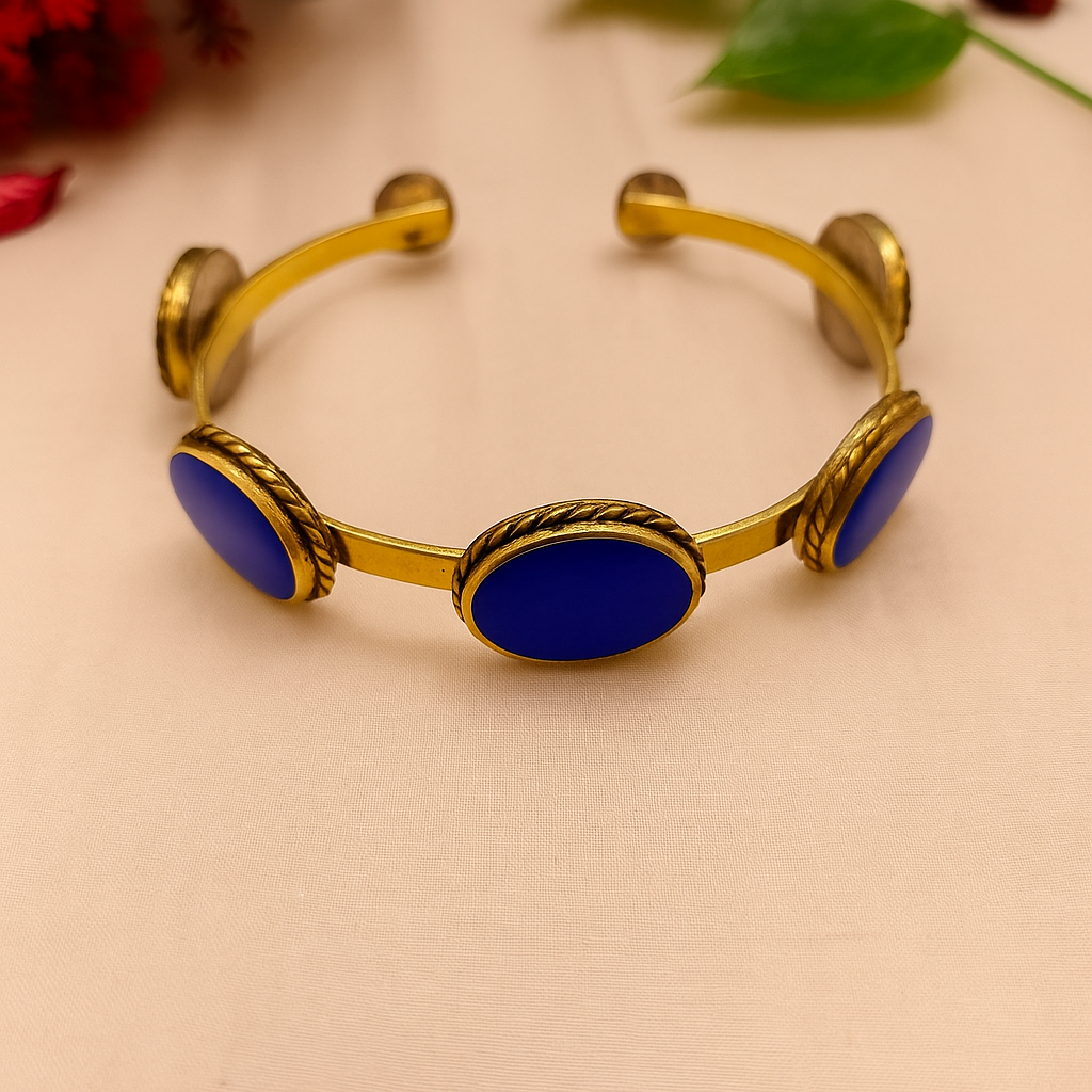 Lightweight Round Hand/Arm Cuff