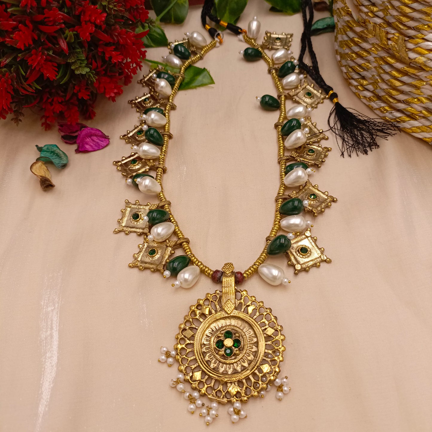 Round Afghani Long Mala