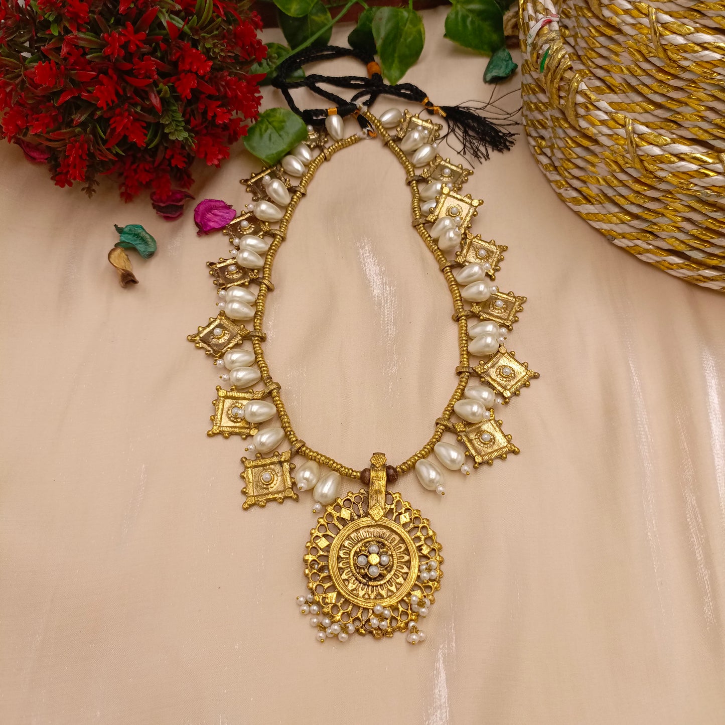 Round Afghani Long Mala