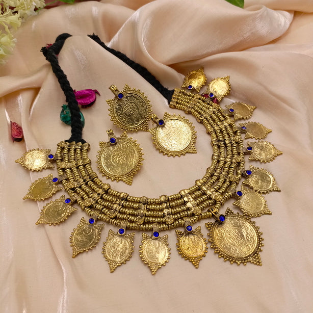 Vintage Necklace Set - Top Stones