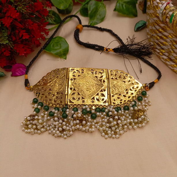 Vintage Choker with Pearls